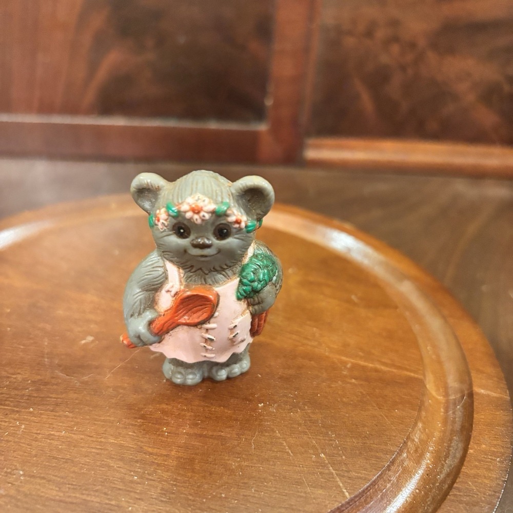 Vintage Star Wars Preschool Family Hut Zephee Ewok Figure 1984 Princess Kneesaa